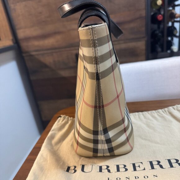 Burberry London Nova Check Top Handle Bag (Tote) - Tags Included - Picture 6 of 12